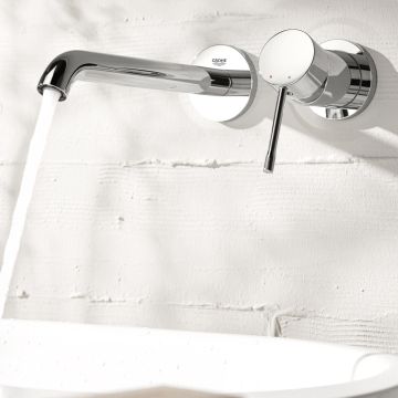 Väggmonterad tvättställsblandare Grohe Essence M-Size