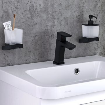 Tvättställsblandare Ravak 10° Free 170 mattsvart
